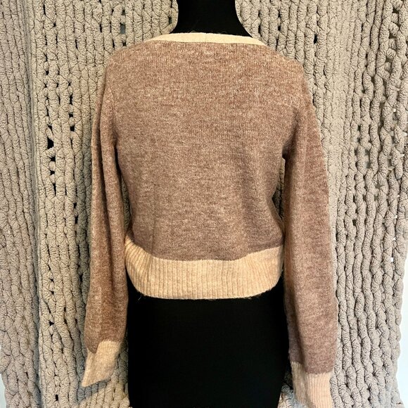 Yet Again Cropped Light Brown and Cream Cardigan – Size Small - Picture 7 of 11